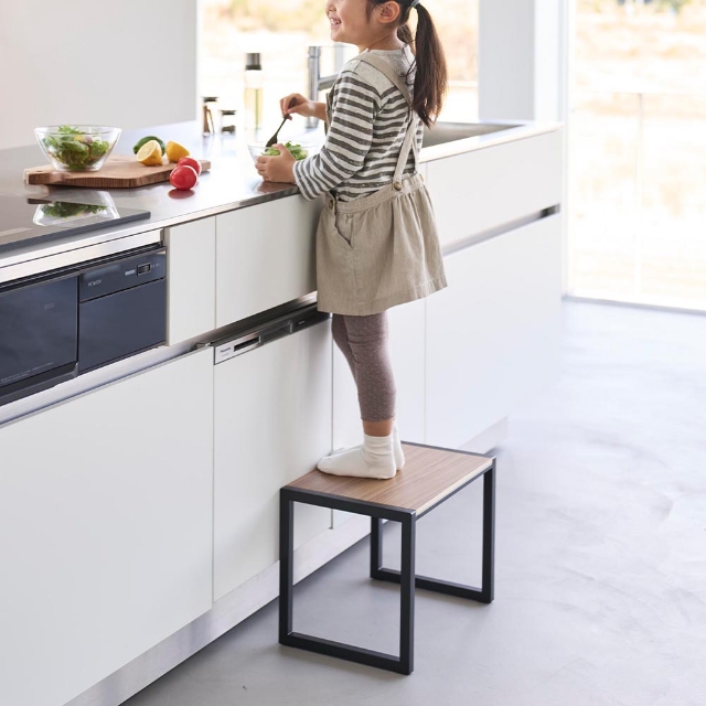 山崎実業 踏み台 タワー H30 4903208101233 4903208101240 ステップ台 スツール 玄関ベンチ 脚立 椅子 子供 北欧 おしゃれ ワイド 幅広 頑丈 木 | tower | 04