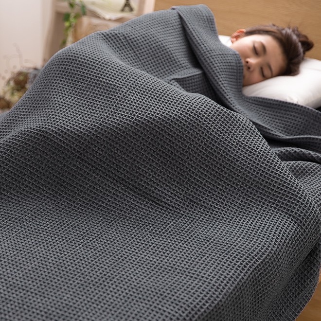 ブランケット 肌掛け yucuss じっくり織り上げたワッフルケット キング