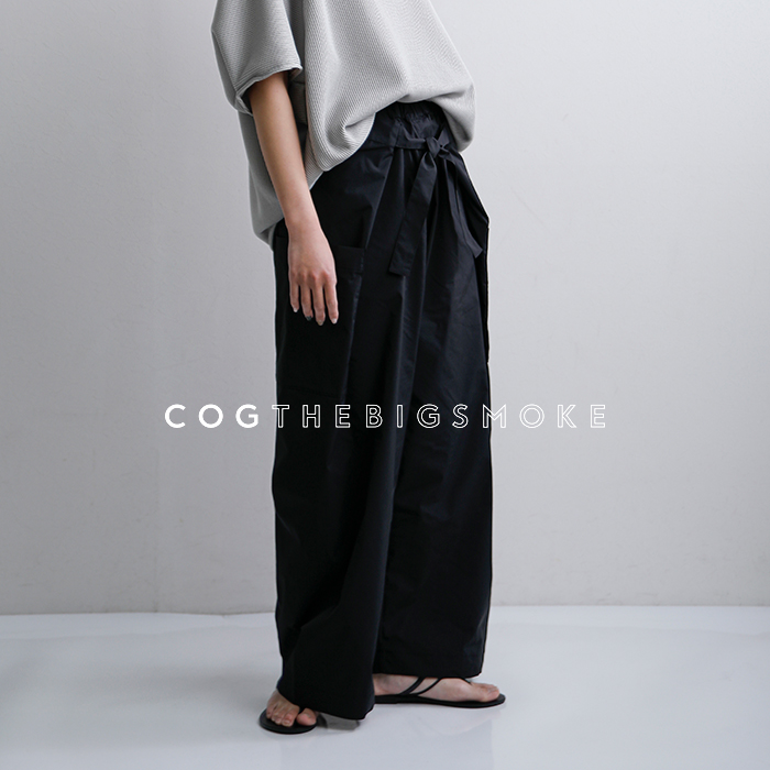 COGTHEBIGSMOKE(コグザビッグスモーク)ハイカウントPLストレッチラップトラウザーパンツKARAWRAPTROUSERS14602-250-1114-1