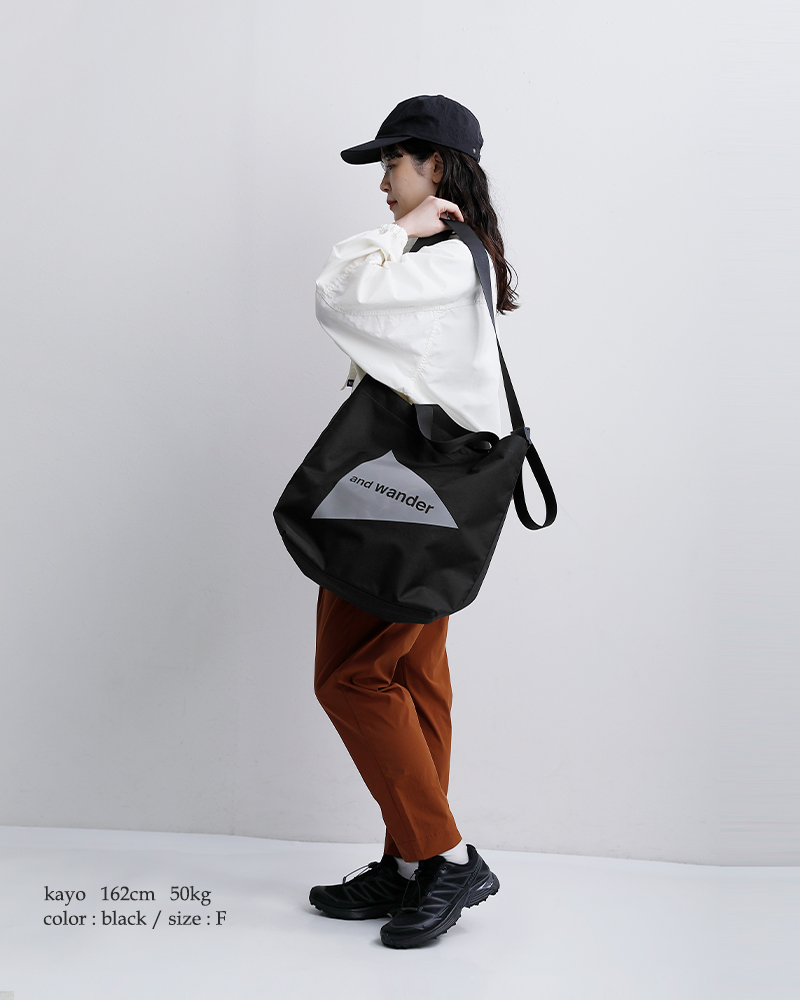 and wander（アンドワンダー） リサイクル OX ロゴ トートバッグ