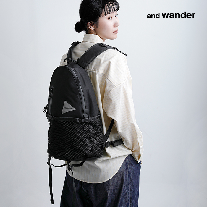 and wander（アンドワンダー） PE CO 20L デイパック リュック バック