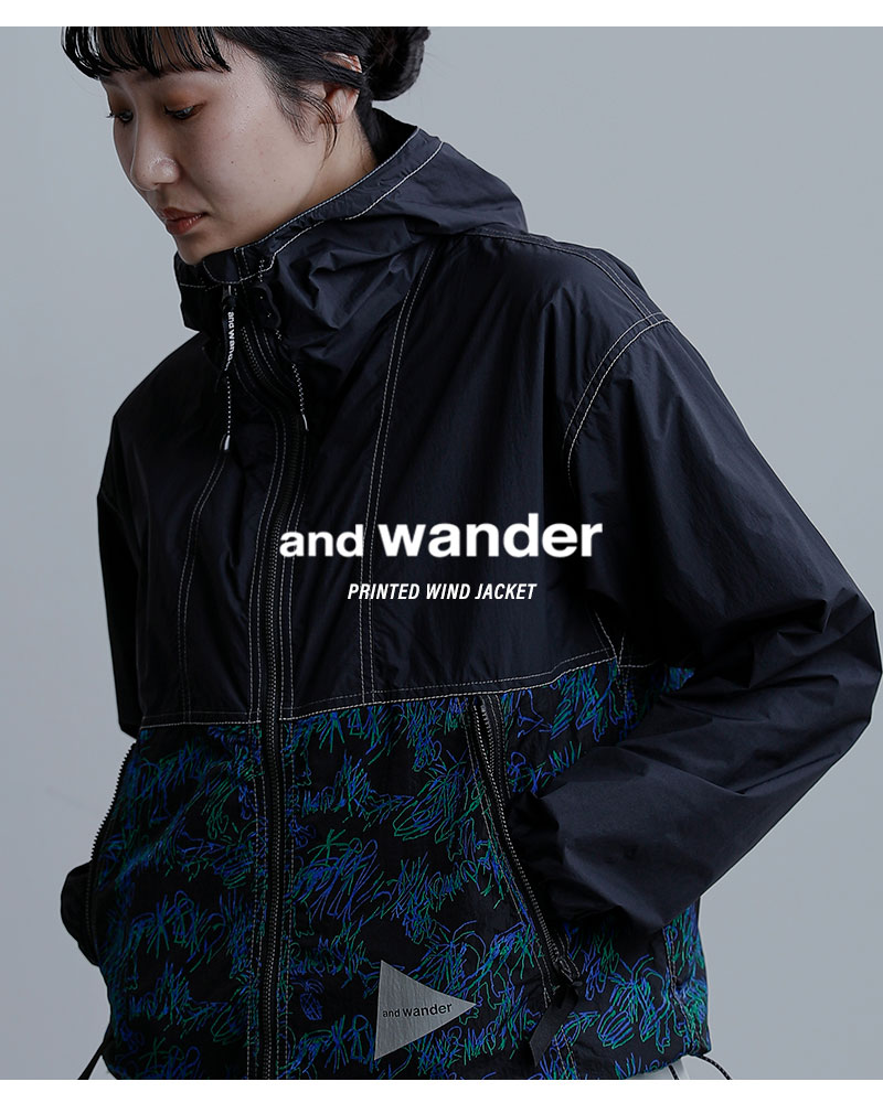 and wander（アンドワンダー） プリント ウィンドジャケット printed