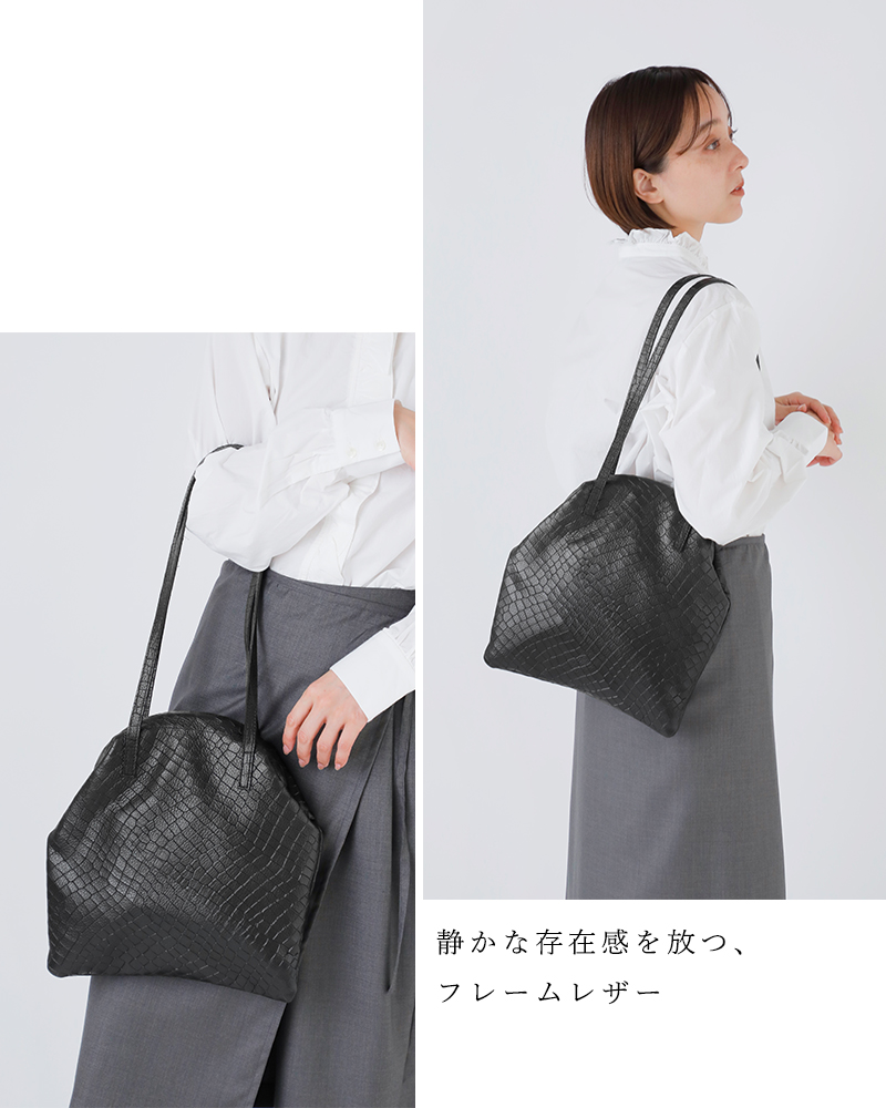 POMTATA（ポンタタ） カウレザークロコ型押し フレーム ショルダー