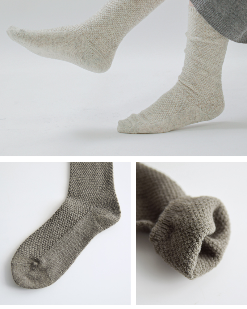 evam eva vie(エヴァムエヴァヴィー)カシミヤ混ウールモスステッチソックスe002z079