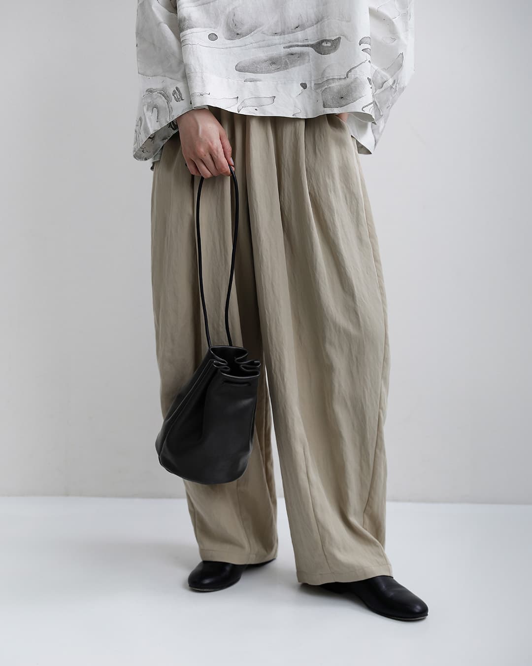 mormyrus（モルミルス） レザー 巾着 ハンドバッグ m077 レディース