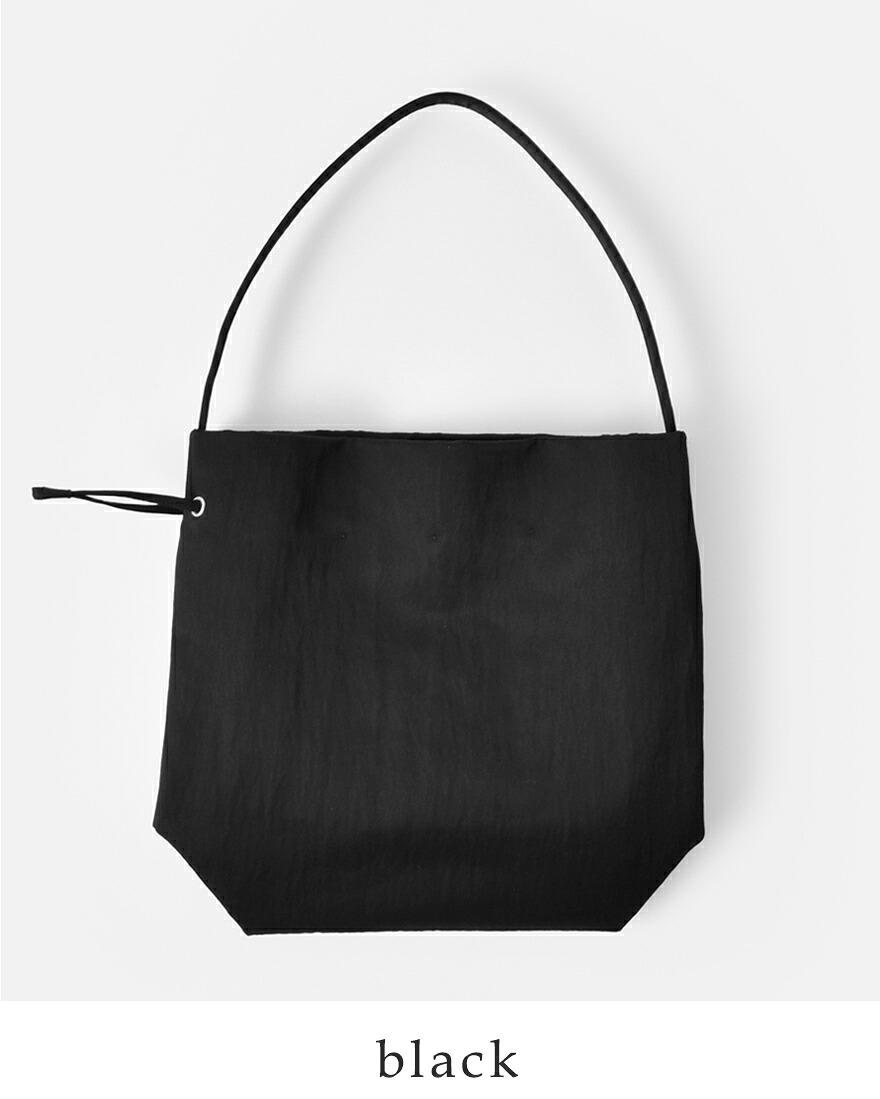 MARY AL TERNA（メアリオルターナ） リサイクルナイロン ワン