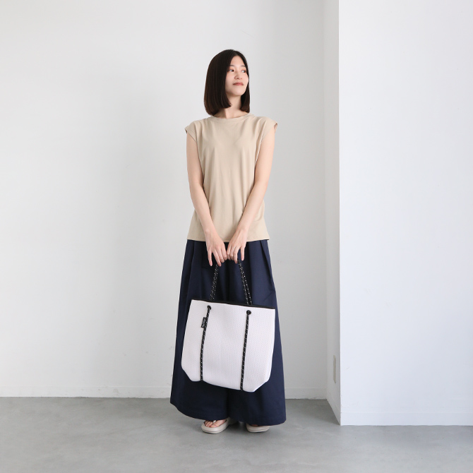 国内発送 ウィローベイ トートバッグ Daydreamer Neoprene Tote サマーSALE／ DAYDREAMER ネオプレントートバッグ