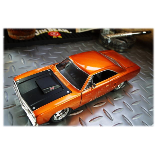 ミニカー アメ車模型 JADA 1/24スケール 70 プリムス