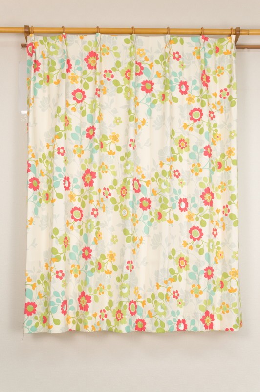 花柄 カーテン 洗える 非遮光 形状記憶 幅100×丈135 2枚 グリーン ピンク アイル