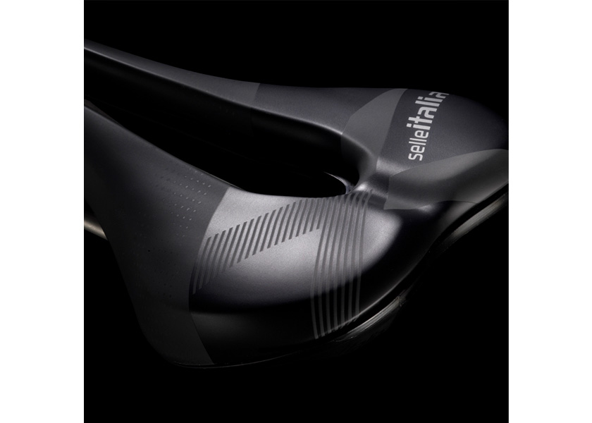 selle ITALIA セライタリア X-BOW Ti316 SUPERFLOW スーパーフロー