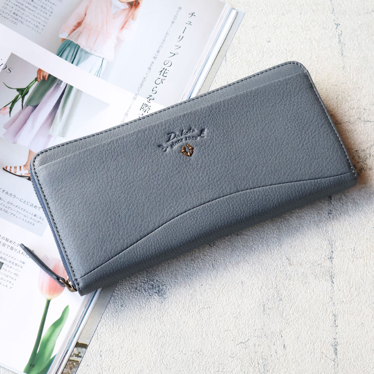 Dakota（ダコタ） ラウンドファスナー長財布 馬蹄 軽量 ふっくら BEST