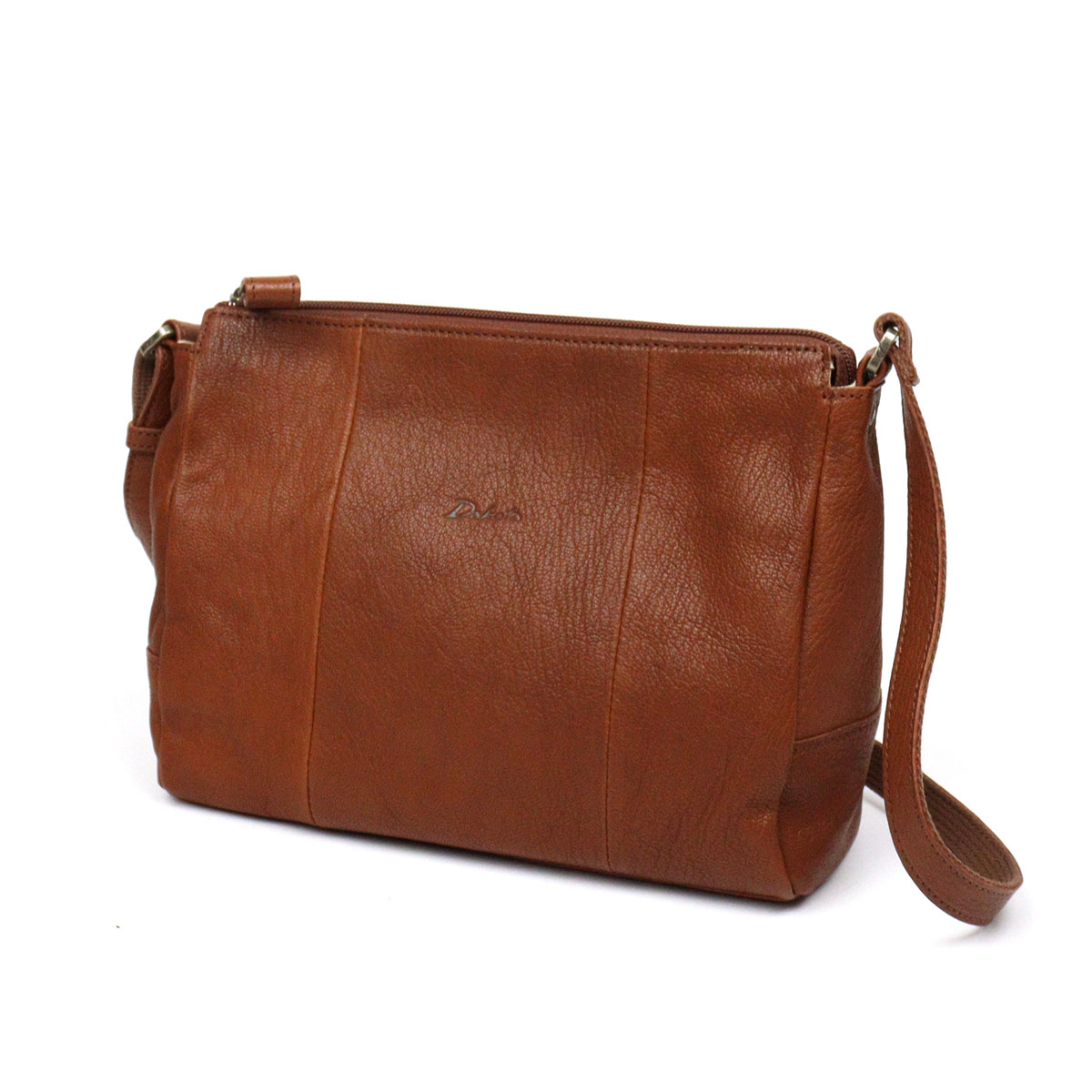 Dakota（ダコタ） スクエアショルダーバッグ ヤギ革 軽量 軽い