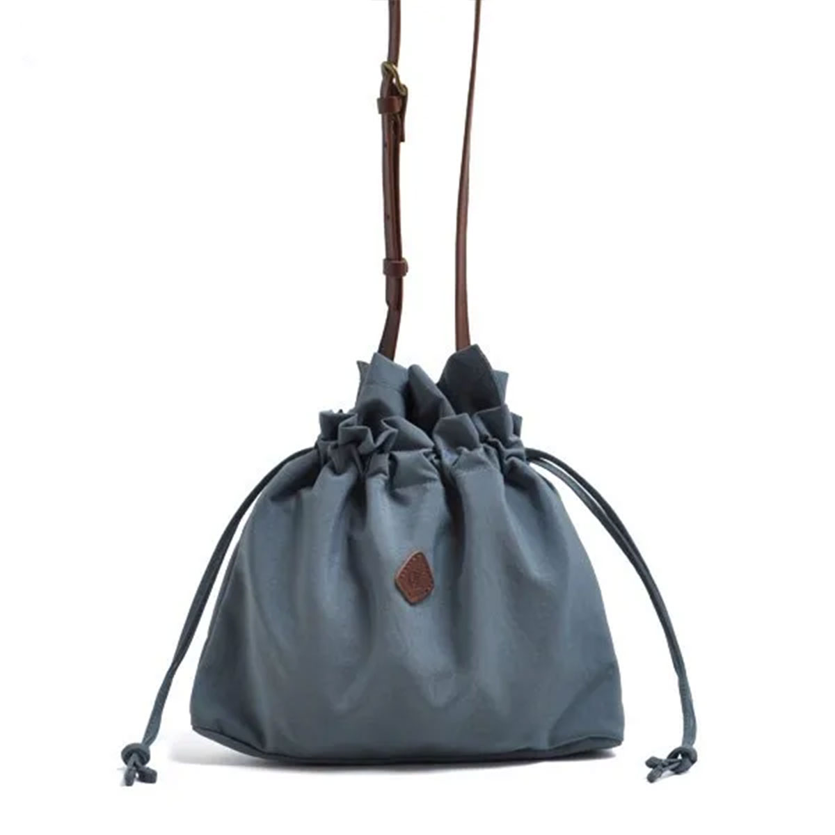 CLEDRAN ショルダーバッグ ナイロン 巾着 クレドラン LALI ラリ CLEDRAN ショルダーバッグ ナイロン 巾着 クレドラン LALI ラリ
