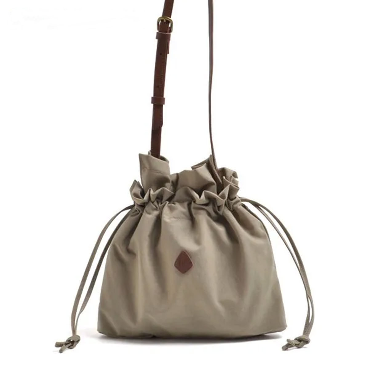 CLEDRAN ショルダーバッグ ナイロン 巾着 クレドラン LALI ラリ CLEDRAN ショルダーバッグ ナイロン 巾着 クレドラン LALI ラリ