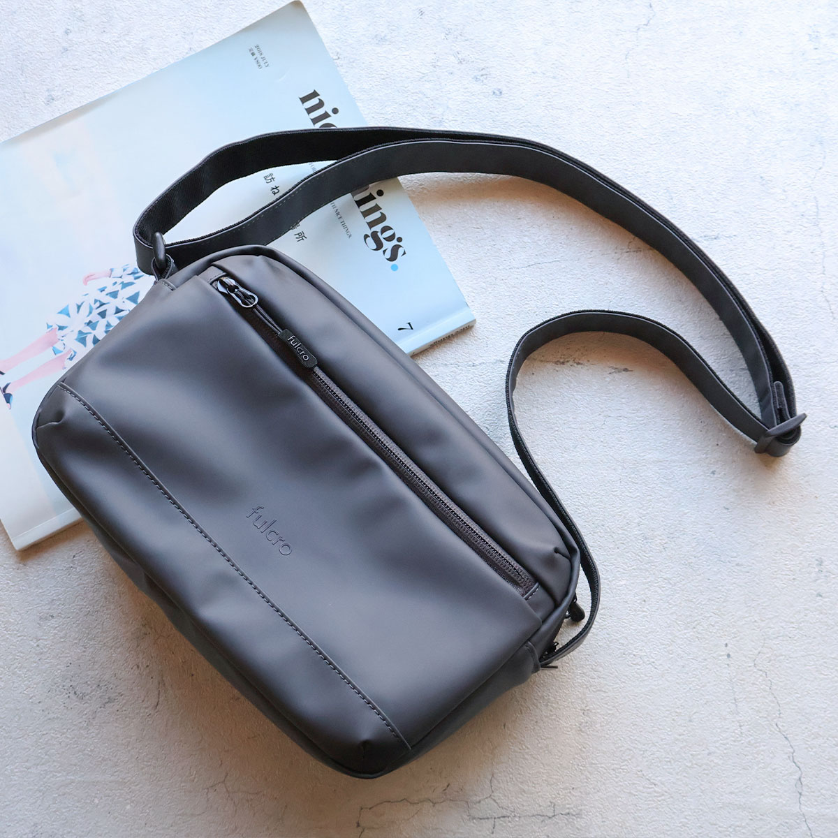 なとり 『摩擦』ショルダーバッグ fulcro（フルクロ） ミニショルダーバッグ お財布機能付き Explorer