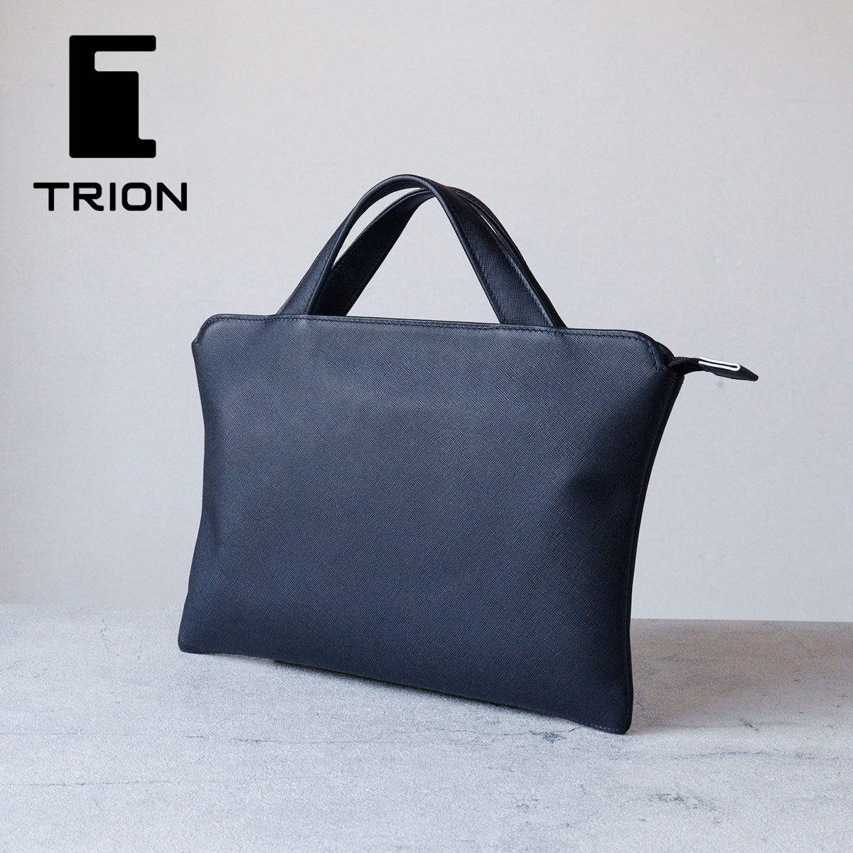 美品　TRION　トライオン　ビジネスバッグ　ブリーフケース　メンズ　バッグ TRION トライオン バッグ SS114(V) サフィアーノレザー ブリーフケース