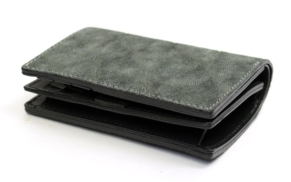 数量は多 送料無料 本革財布 二つ折り財布 レディース 象革 エレファントレザー ハーフウオレット レザーウオレット 本革財布 本皮 象革 個性的 サイフ 大人 革 ナチュラル エレファントレザー 男女兼用 希少価値のあるエレファントレザーを使用した二つ折り財布