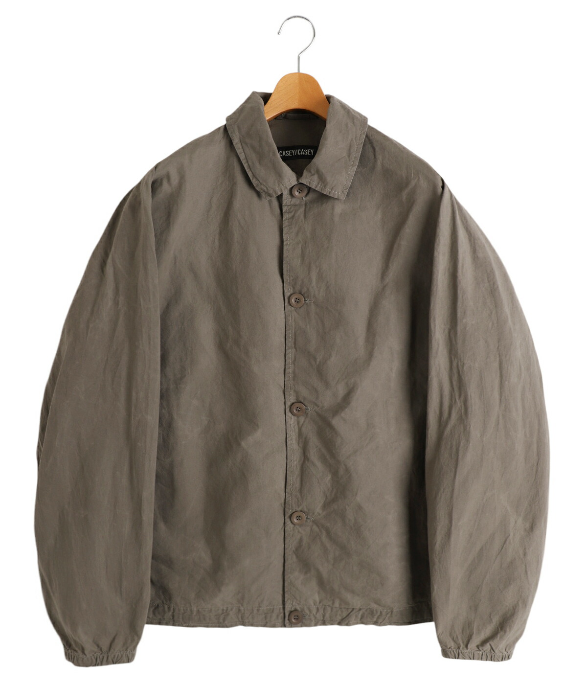 【関税込み】CASEY CASEY ベージュ Peche ブルゾンジャケット CASEY CASEY: ベージュ Peche ブルゾンジャケット | SSENSE 日本