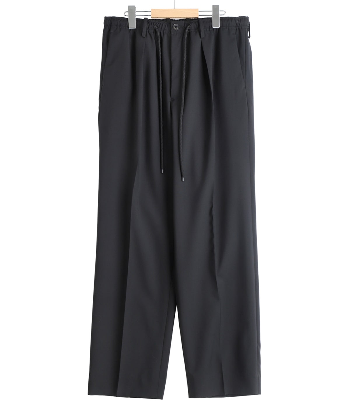 MARKAWARE / マーカウェア ： ONE TUCK TAPERED EASY PANTS -ORGANIC WOOL 2/80 TROPICAL- / 全2色 ： A26B04PT01Cの画像