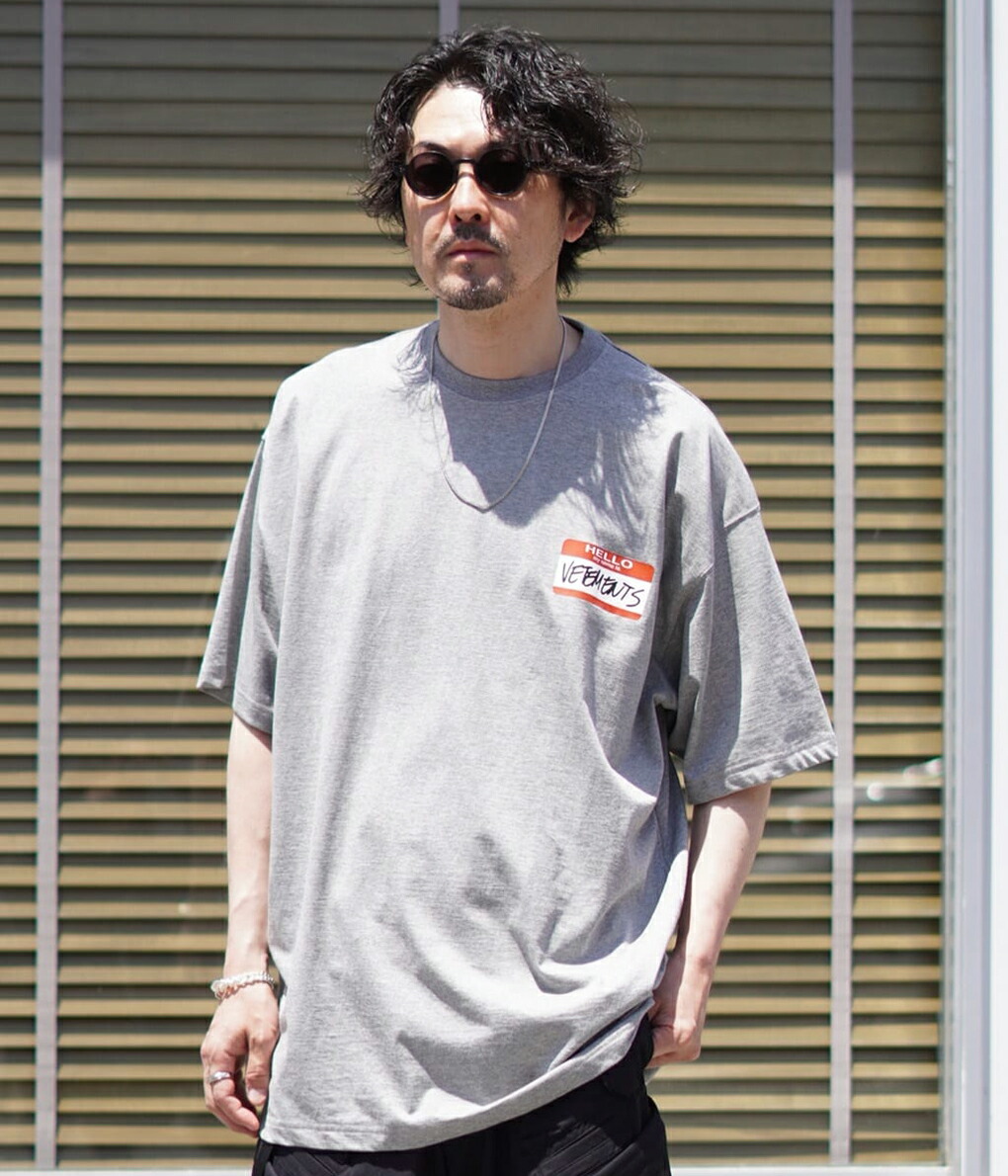 VETEMENTS / ヴェトモン ： MY NAME IS VETEMENTS T-SHIRT / 全4色