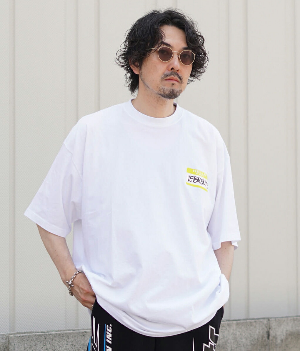 VETEMENTS / ヴェトモン ： MY NAME IS VETEMENTS T-SHIRT / 全3色