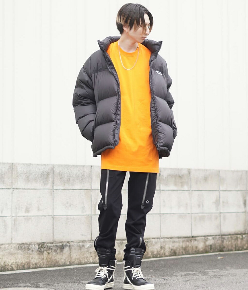 30%OFF】VETEMENTS / ヴェトモン ： LOGO PUFFER JACKET ： UA53JA400B