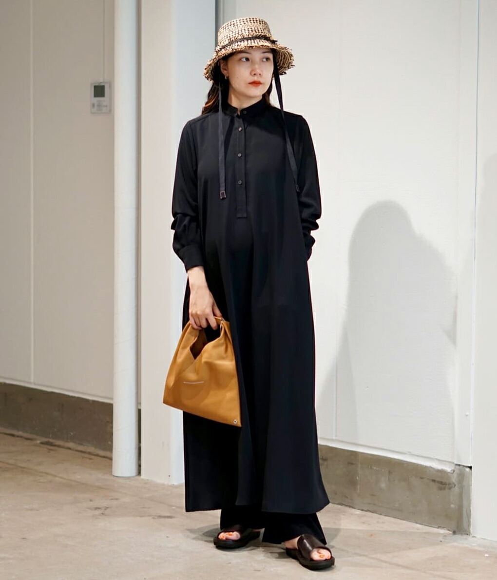 JUTTA NEUMANN Jutta Neumann / ユッタニューマン