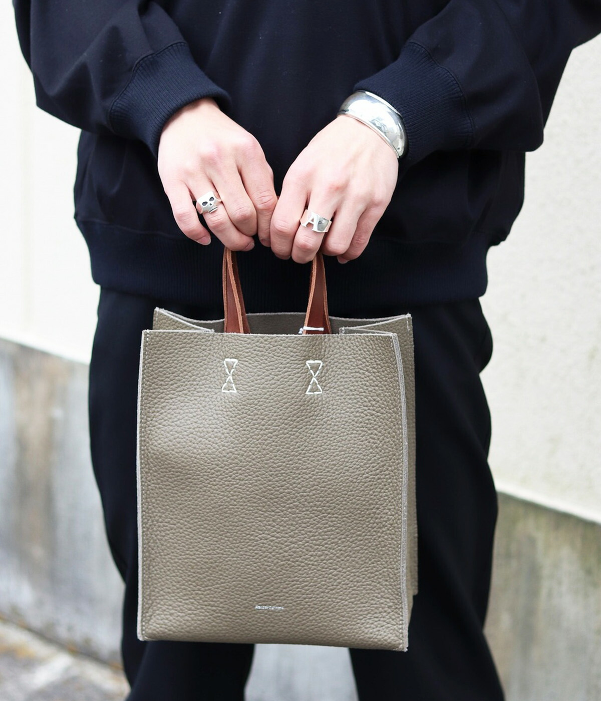 Hender Scheme / エンダースキーマ ： paper bag small / 全5色 ： ol