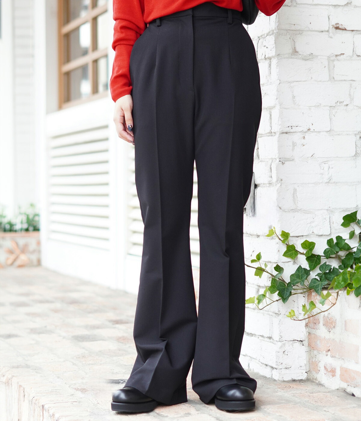 【2024年製 新品】 【レディース】CENTER ： クラネ / CLANE PRESS FLARE SLIM パンツ