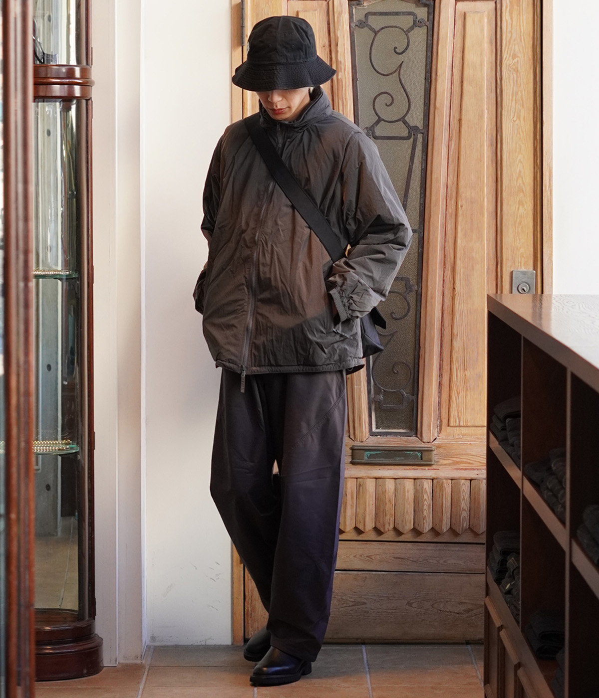 Hender Scheme（エンダースキーマ） ： flap shoulder small ： tq-rb
