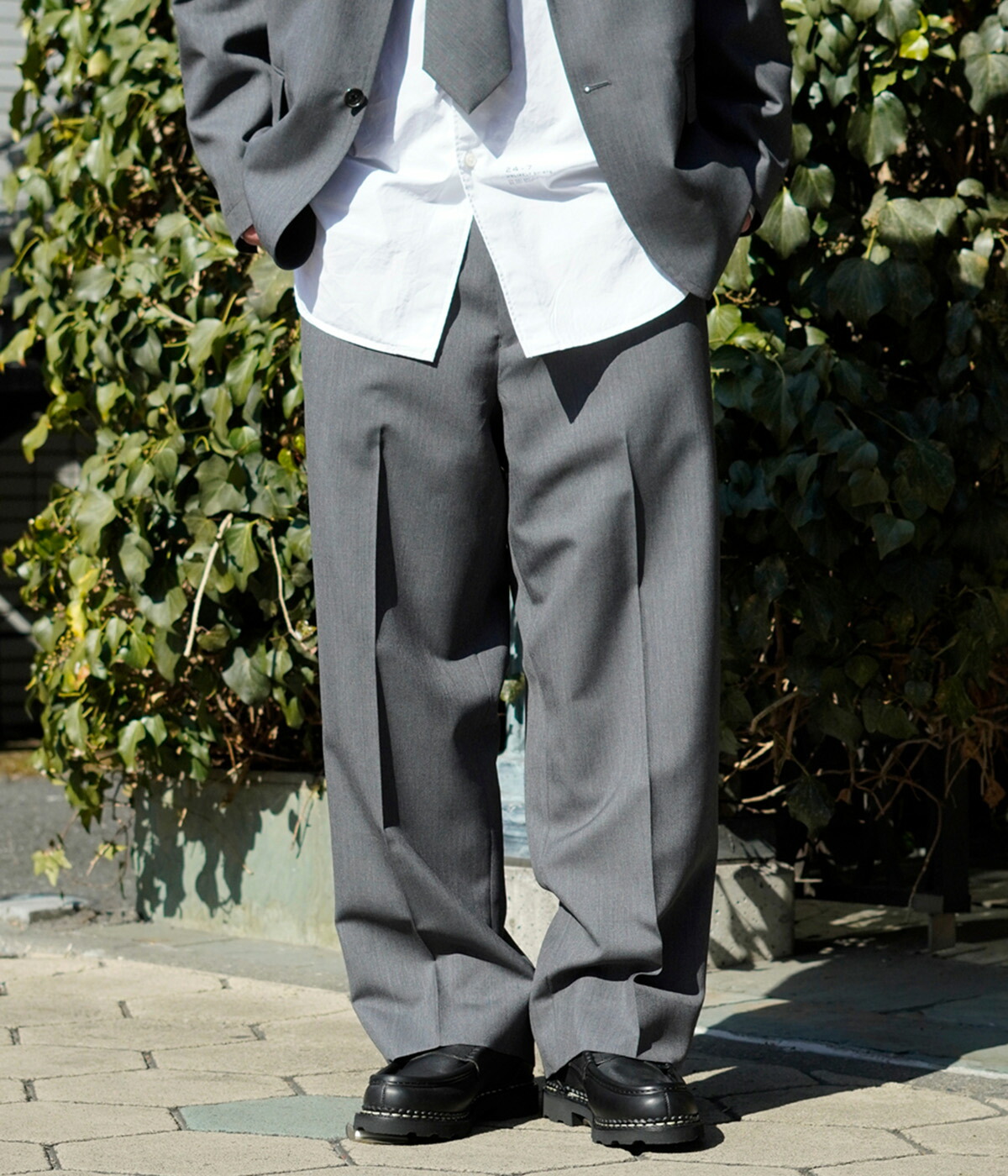 Unlikely（アンライクリー） ： Unlikely Back Strap Plain Front