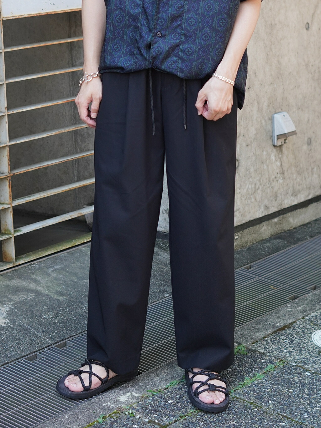スーツ ORGANIC COTTON DOUBLE PLEATED TROUSERS markaware（マーカウェア） ： DOUBLE PLEATED EASY TROUSERS ORGANIC