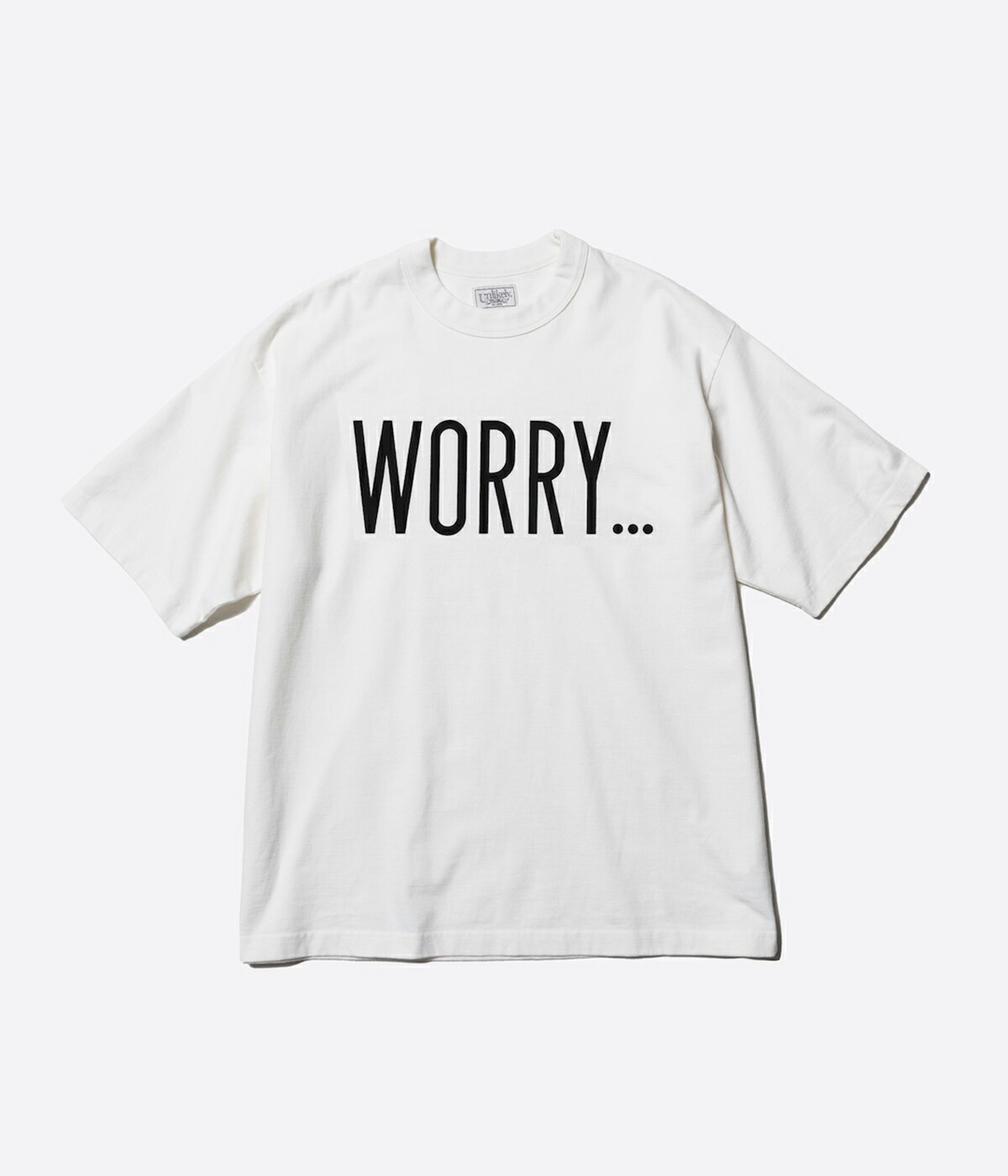 Unlikely（アンライクリー） ： Unlikely Authentic Graphic Tee WORRY
