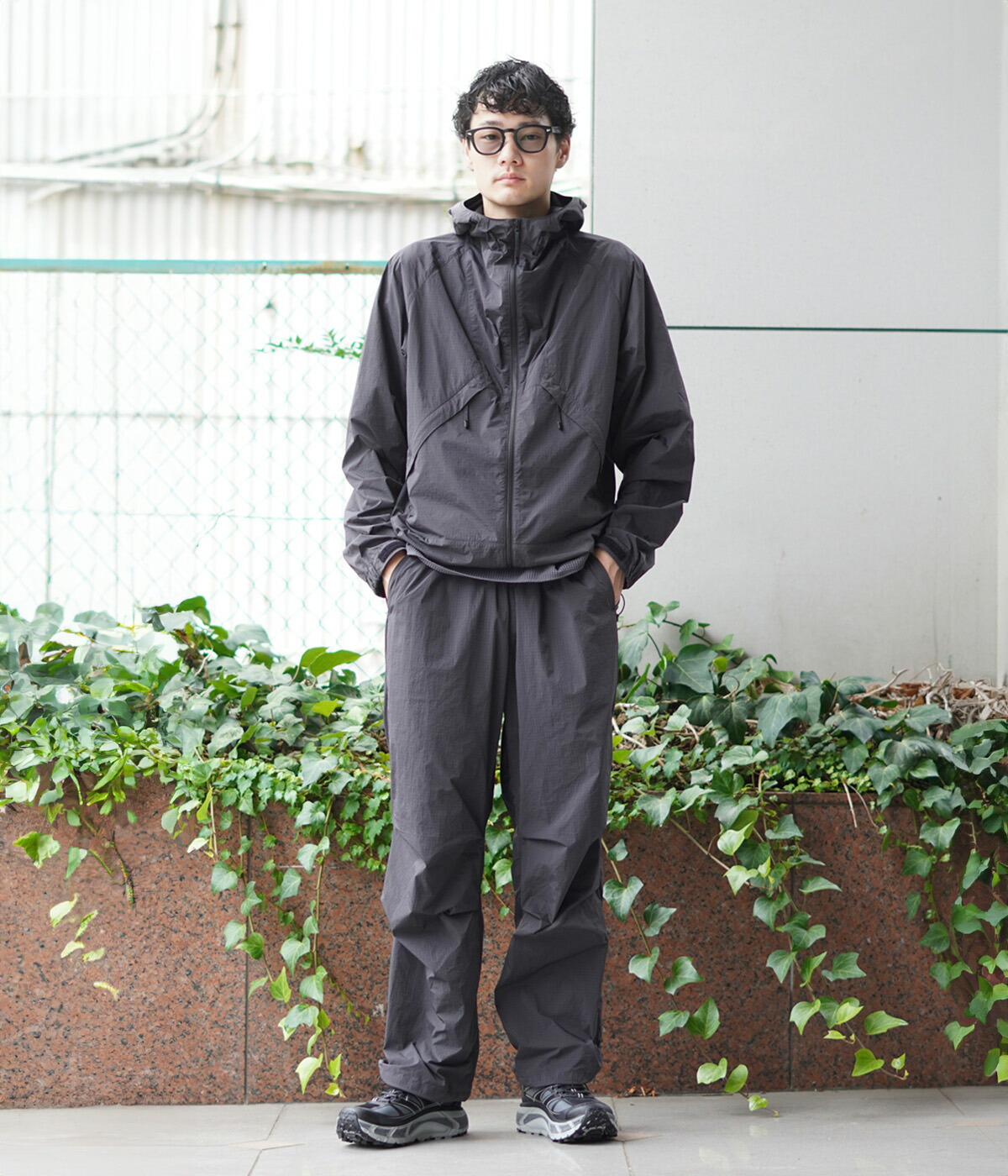 GOLDWIN（ゴールドウイン） ： 別注 Dope Dyed Rip-stop Wide Pants