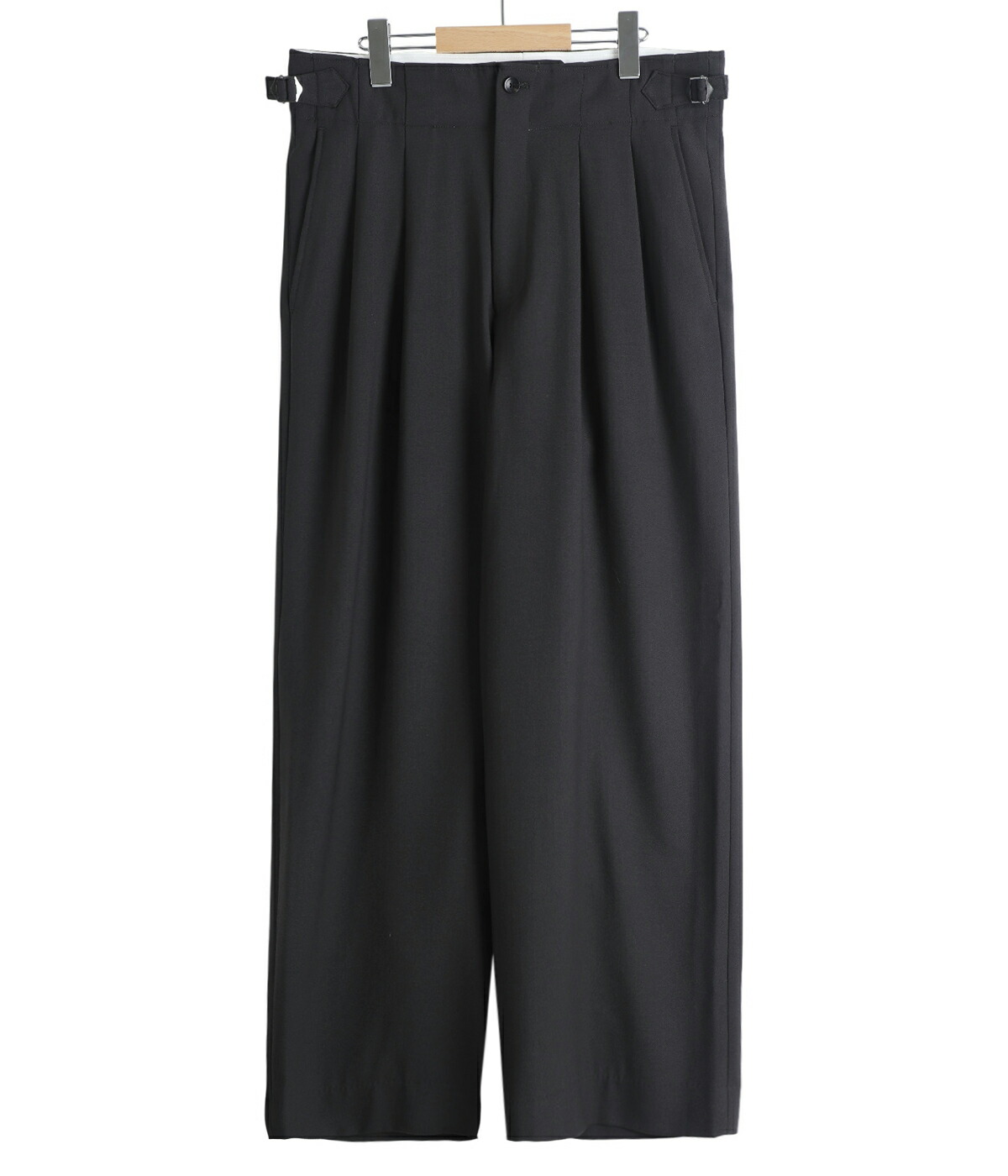 marka（マーカ） ： TWO TUCK MILITARY TROUSERS -RECYCLED POLYESTER