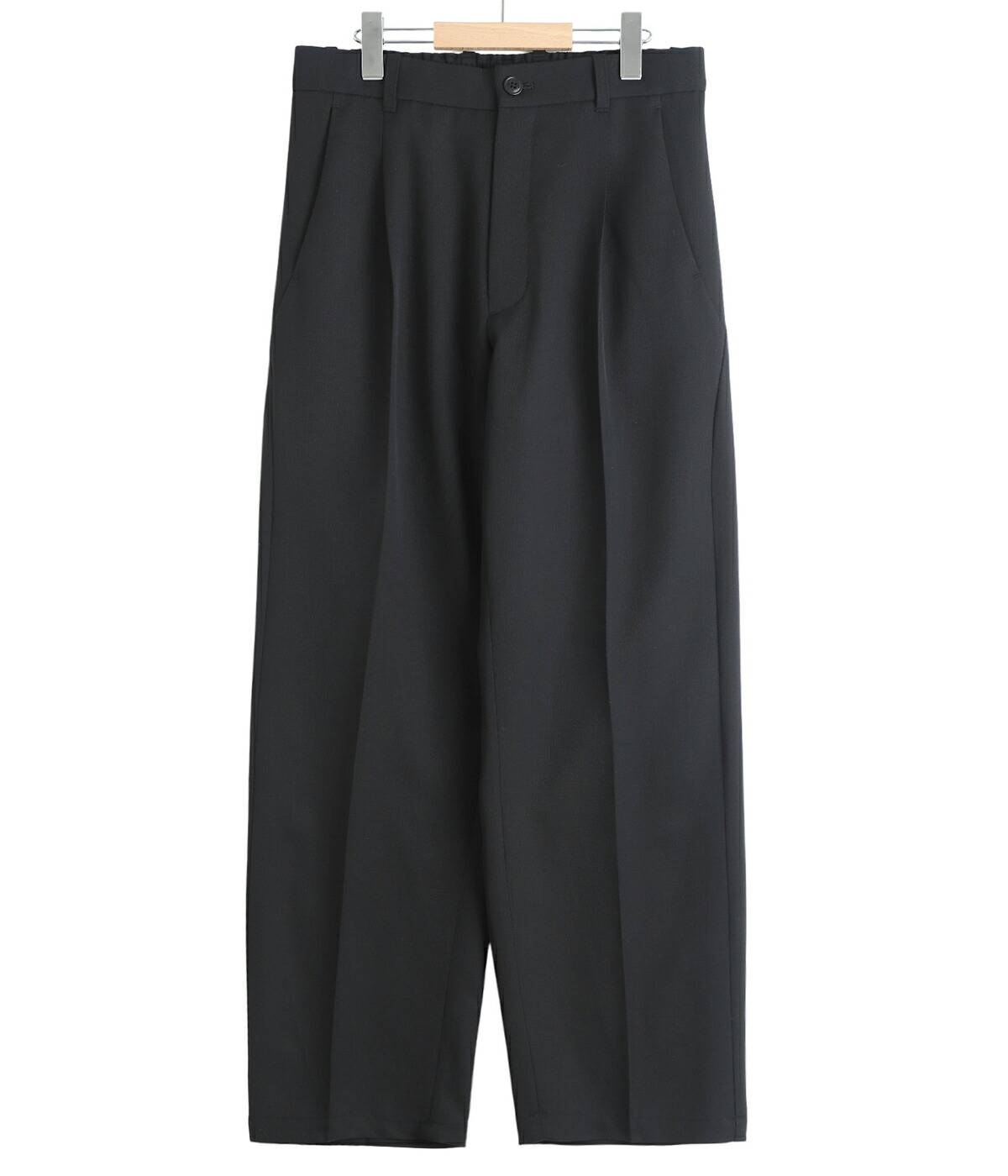 GOLDWIN（ゴールドウイン） ： One Tuck Straight Wool Pants