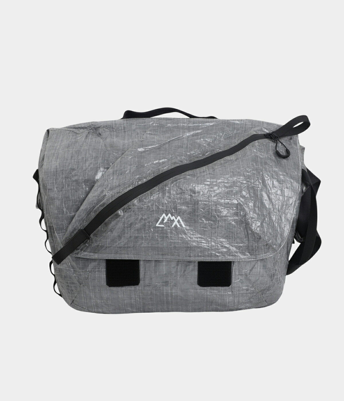 【美品】CMFアウトドアガーメント　メッセンジャーバッグ CMF OUTDOOR GARMENT / シーエムエフ アウトドア ガーメント