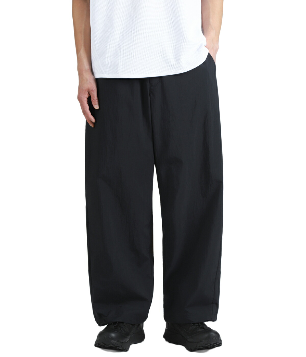 GOLDWIN（ゴールドウイン） ： Advanced Light Wide Easy Pants / 全2