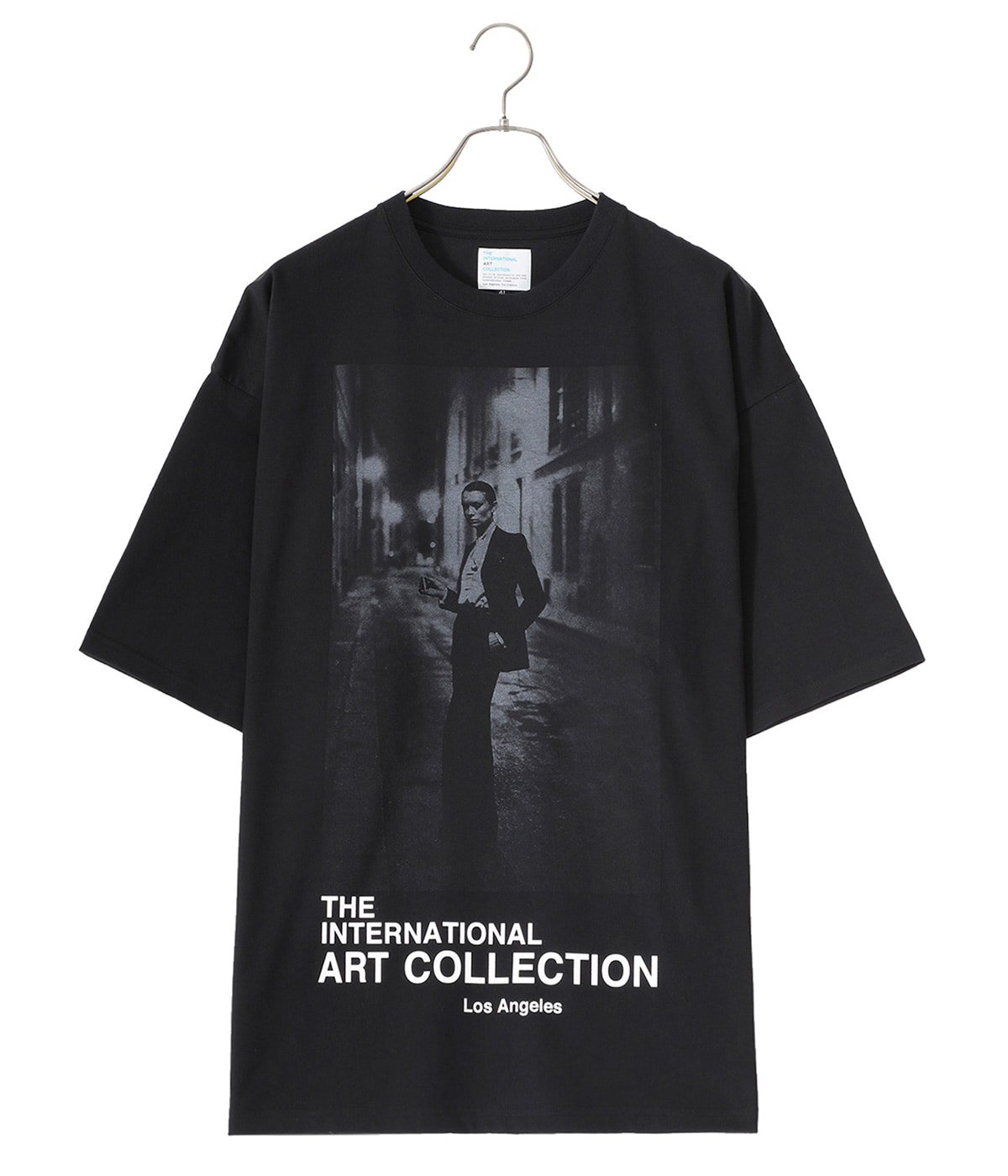 トップス THE INTERNATIONAL ART COLLECTION T ジ インターナショナル アート コレクション〉のフォトTで、日常に
