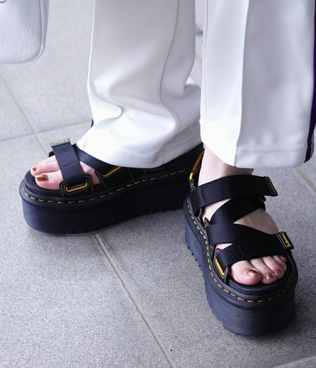 Dr. Martens ドクターマーチン kimber ウェッジソール サンダル Kimber Logo Strap Platform Sandals in Black | Dr. Martens