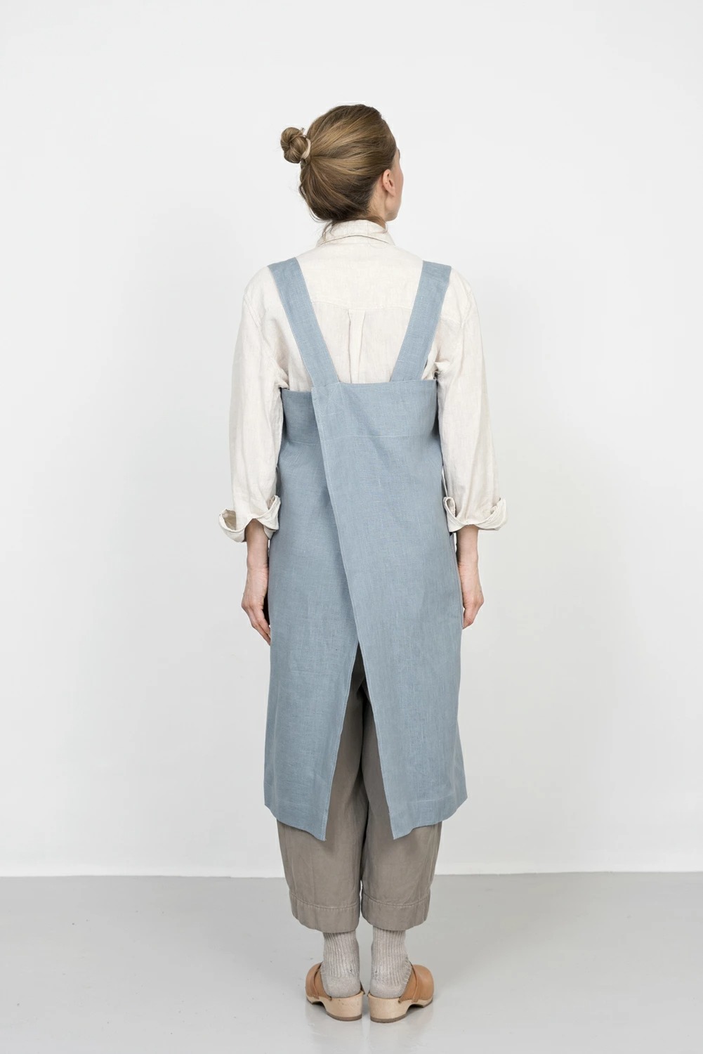 fog linen work（フォグリネンワーク） リネンスクエアクロスエプロン