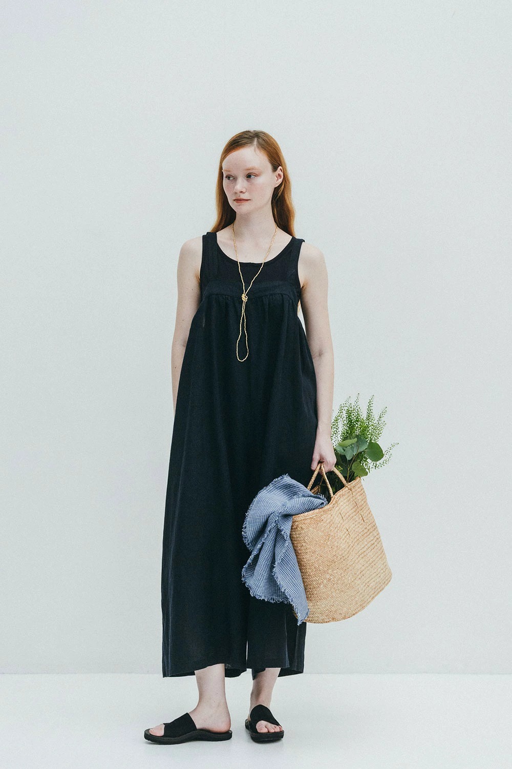 未使用fog with nest Robe キャミソールサロペット　リネン　黒 fog linen work（フォグリネンワーク） 3営業日出荷 クララ サロペット
