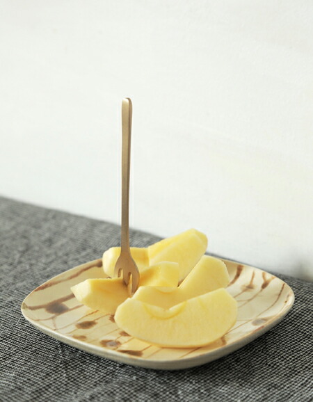 アロマージュプリュスフォグリネンブラスデザートフォーク