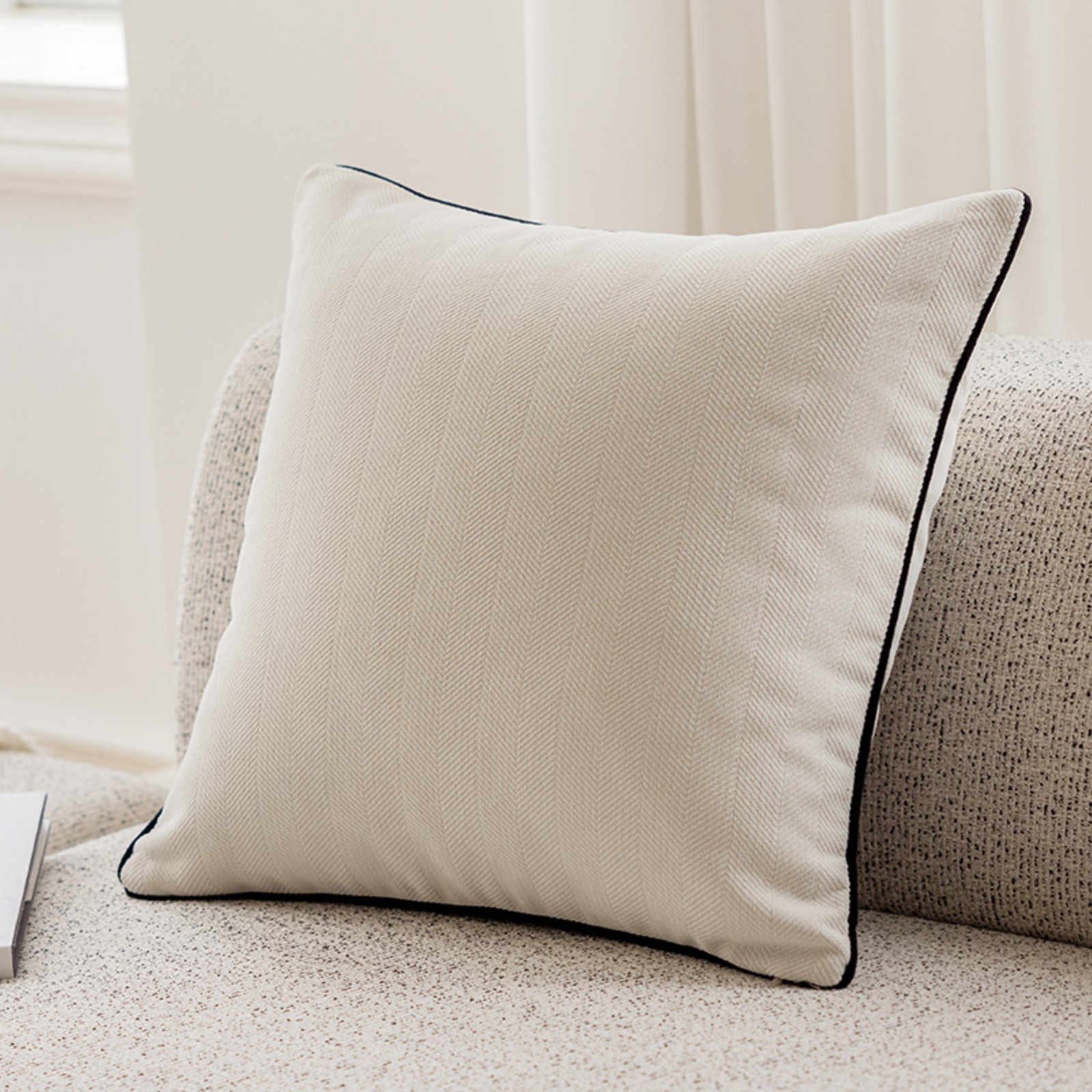 サラデママ ヘリンボーン クッションカバー 45x45cm シンプル 1枚