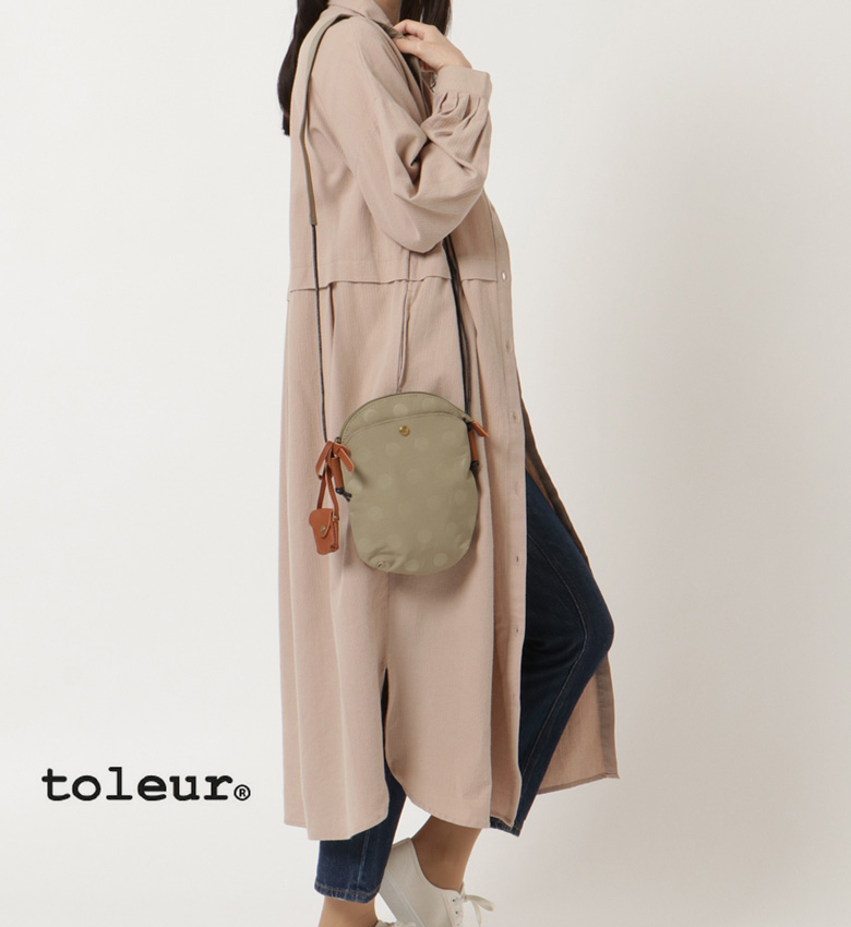 toleur トーラ ナイロンドット カウレザーミニサコッシュ