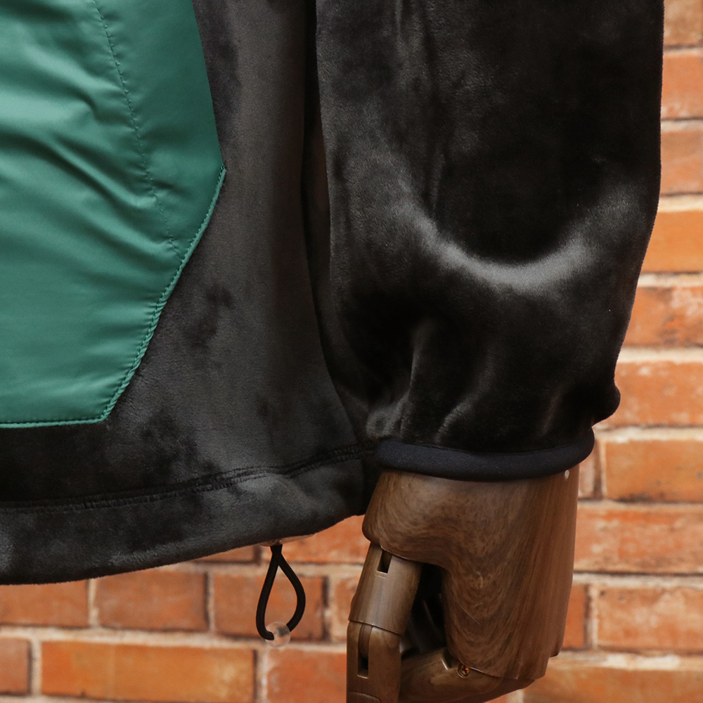 新品タグ付！！J.LINDEBERG ベージュ フード付きパーカー 新品タグ付！！J.LINDEBERG ベージュ フード付きパーカー パーカー 男