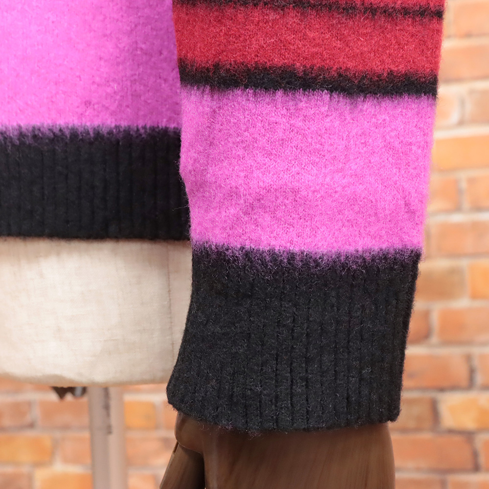 N°21（ヌメロヴェントゥーノ） 秋冬 丸首ニット 22I N1M0 A018 7077