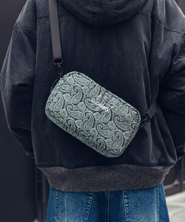 Subciety（サブサエティ） ショルダーバッグ SUBCIETY Paisley
