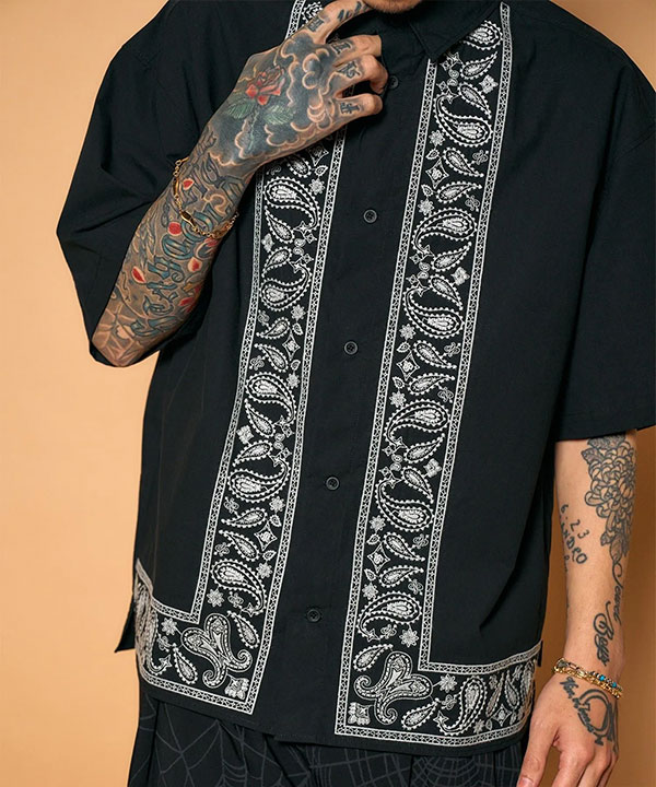 Subciety（サブサエティ） シャツ SUBCIETY Embroidery bandanna shirt