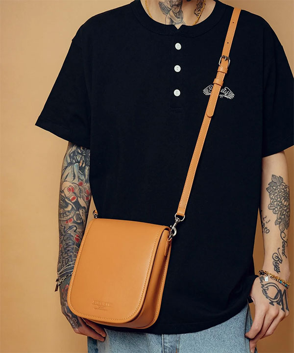 Subciety（サブサエティ） ショルダーバッグ SUBCIETY Leather mini